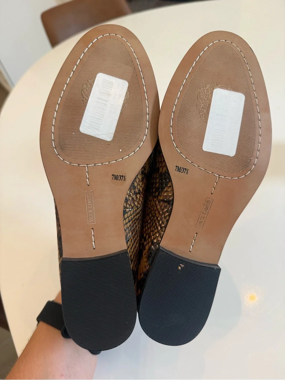 NEW Vince Camuto Jendeya 2 Snake Embossed Brown Black Loafers Flats size 7